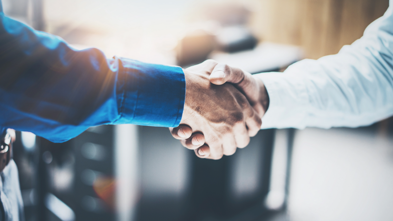 赤 黄色 面白い ポップ 漫画 犬 YouTube サムネイルのコピー (2)-3